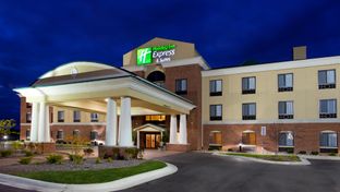 Holiday Inn Express Hotel & Suites