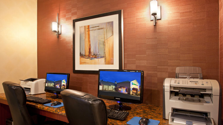 Holiday Inn Express & Suites Airport Other