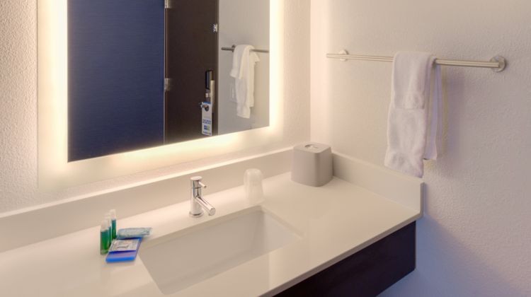 Holiday Inn Express Room