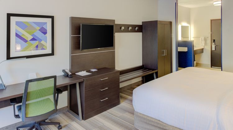Holiday Inn Express Room
