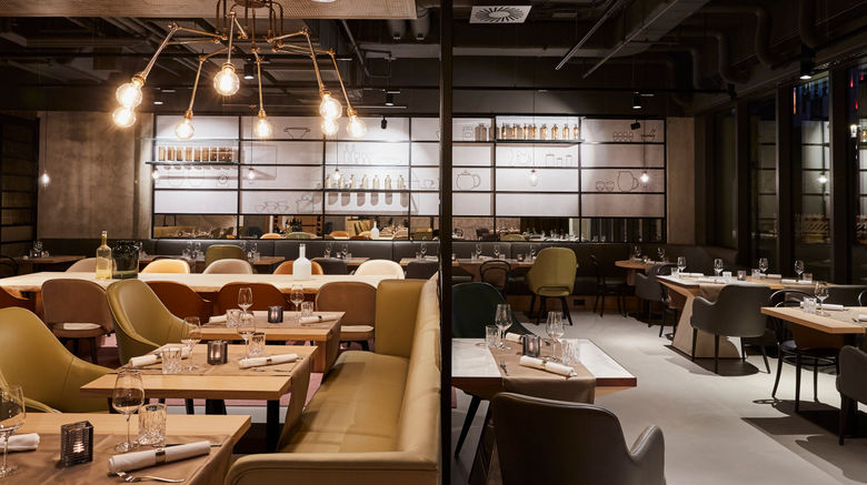 <b>Hotel Indigo Berlin-East Side Gallery Restaurant</b>. Images powered by <a href="https://www.leonardoworldwide.com/" title="Leonardo Worldwide" target="_blank">Leonardo</a>.