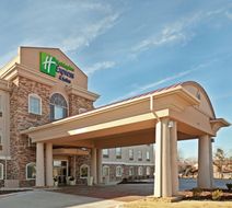 Holiday Inn Express Hotel & Suites Exterior