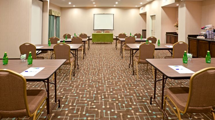 Holiday Inn Express Hotel & Suites Meeting