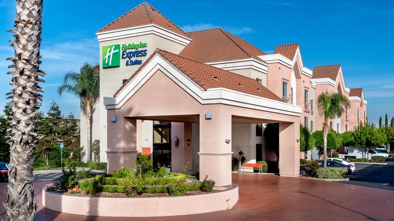 <b>Holiday Inn Express Exterior</b>. Images powered by <a href="https://www.leonardoworldwide.com/" title="Leonardo Worldwide" target="_blank">Leonardo</a>.