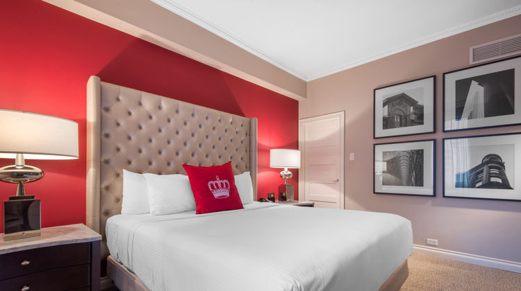The Omni King Edward Hotel Suite
