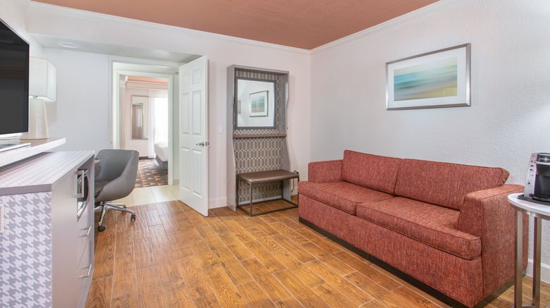 <b>Holiday Inn Boca Raton-North Room</b>. Images powered by <a href="https://www.leonardoworldwide.com/" title="Leonardo Worldwide" target="_blank">Leonardo</a>.