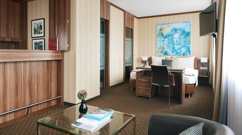 <b>Derag Livinghotel Duesseldorf Room</b>. Images powered by <a href="https://www.leonardoworldwide.com/" title="Leonardo Worldwide" target="_blank">Leonardo</a>.