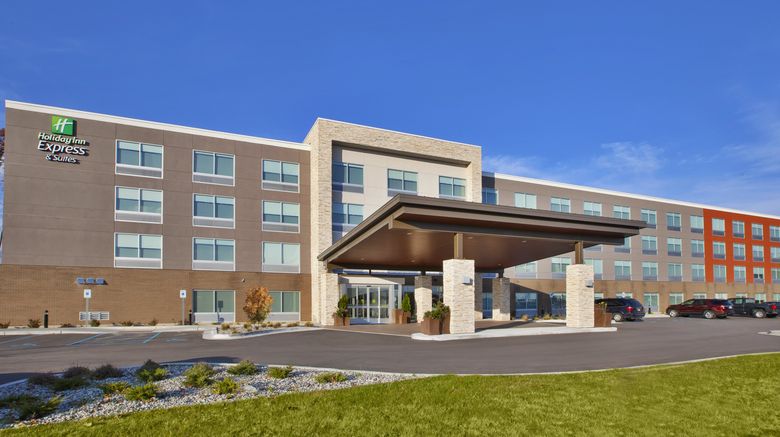 <b>Holiday Inn Express & Stes Airport North Exterior</b>. Images powered by <a href="https://www.leonardoworldwide.com/" title="Leonardo Worldwide" target="_blank">Leonardo</a>.