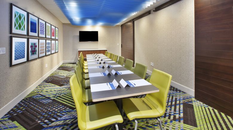 <b>Holiday Inn Express & Stes Airport North Meeting</b>. Images powered by <a href="https://www.leonardoworldwide.com/" title="Leonardo Worldwide" target="_blank">Leonardo</a>.