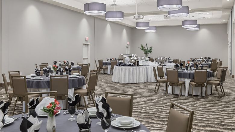 <b>Staybridge Suites Florence - Center Ballroom</b>. Images powered by <a href="https://www.leonardoworldwide.com/" title="Leonardo Worldwide" target="_blank">Leonardo</a>.