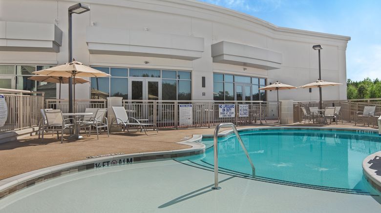 <b>Staybridge Suites Florence - Center Pool</b>. Images powered by <a href="https://www.leonardoworldwide.com/" title="Leonardo Worldwide" target="_blank">Leonardo</a>.