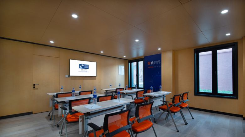 <b>Holiday Inn Express Shijingshan Parkview Meeting</b>. Images powered by <a href="https://www.leonardoworldwide.com/" title="Leonardo Worldwide" target="_blank">Leonardo</a>.