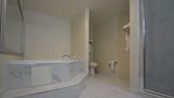 <b>Holiday Inn Suite</b>. Images powered by <a href="https://www.leonardoworldwide.com/" title="Leonardo Worldwide" target="_blank">Leonardo</a>.