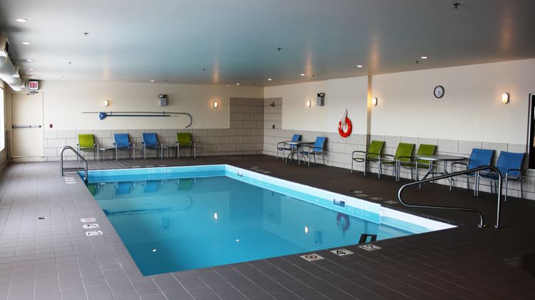 Holiday Inn Express Yorkton East Pool