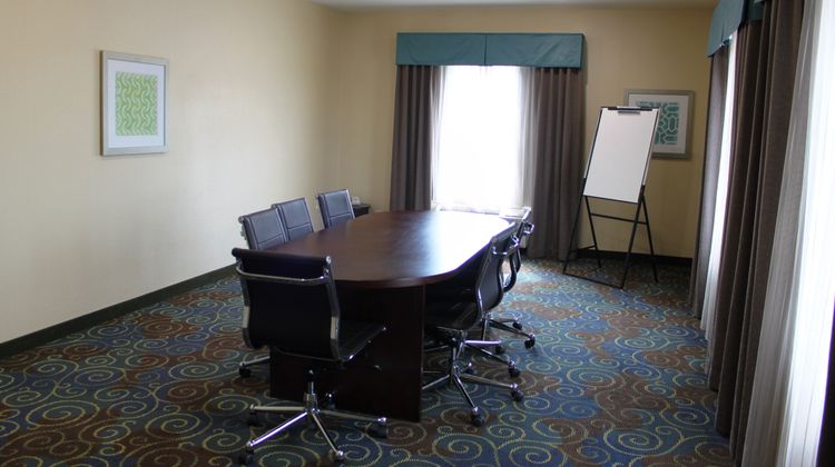 Holiday Inn Express Yorkton East Meeting