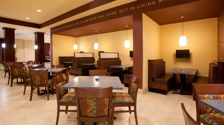 Holiday Inn St Louis/Fairview Heights Restaurant
