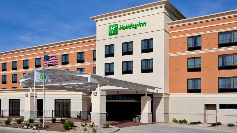 Holiday Inn St Louis/Fairview Heights Exterior. Images powered by <a href="https://www.leonardoworldwide.com" target="_blank" rel="noopener">Leonardo</a>.