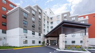 Holiday Inn Express Roseville-St Paul