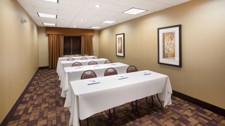 <b>Holiday Inn Express Hotel & Suites Meeting</b>. Images powered by <a href="https://www.leonardoworldwide.com/" title="Leonardo Worldwide" target="_blank">Leonardo</a>.