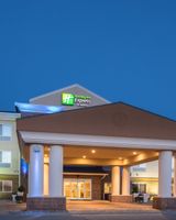 Holiday Inn Express Hotel & Suites