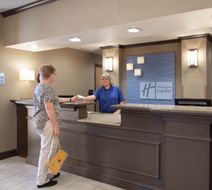 Holiday Inn Express Hotel & Suites Lobby