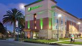 Holiday Inn Hotel & Suites Exterior