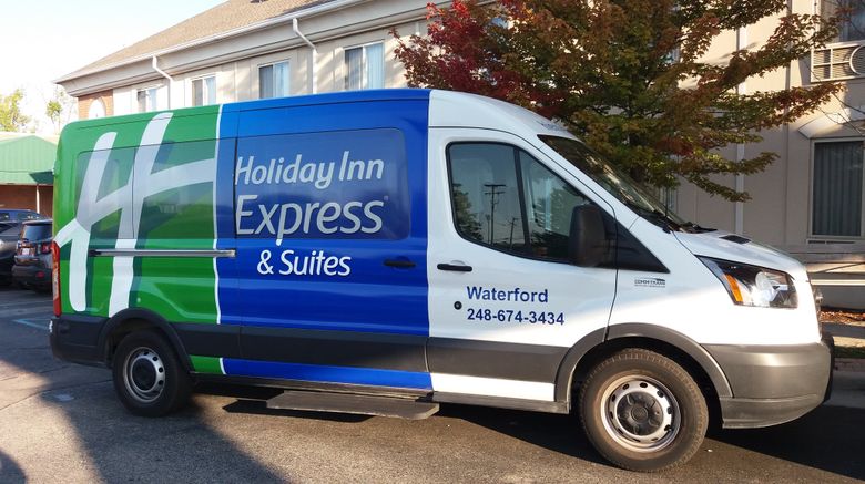 <b>Holiday Inn Express Waterford Lobby</b>. Images powered by <a href="https://www.leonardoworldwide.com/" title="Leonardo Worldwide" target="_blank">Leonardo</a>.