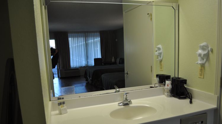Best Way Inn Room
