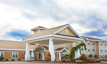 Holiday Inn Express Hotel & Suites
