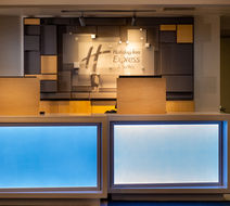 Holiday Inn Express & Suites Wausau Lobby