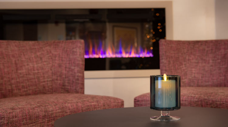 Holiday Inn Express & Suites Wausau Lobby
