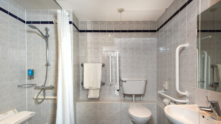 Holiday Inn Express Dartford Bridge Room