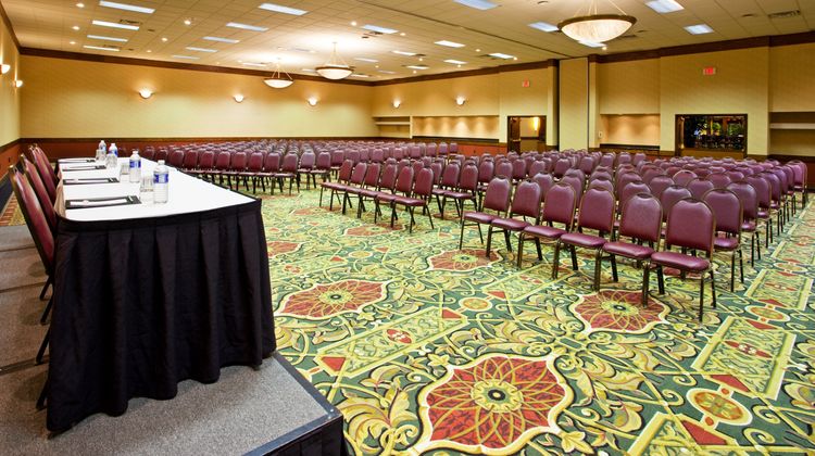 Holiday Inn & Suites Cincinnati-Eastgate Ballroom