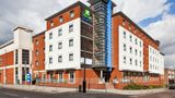 Holiday Inn Express Stevenage Exterior