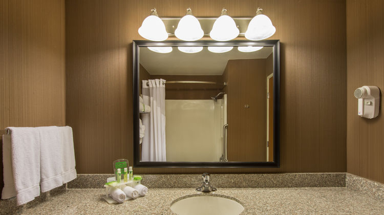 Holiday Inn Express Room