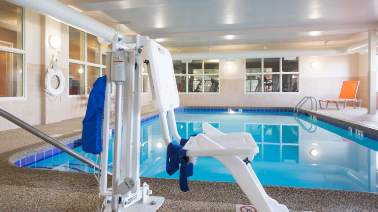 Holiday Inn Express Pool