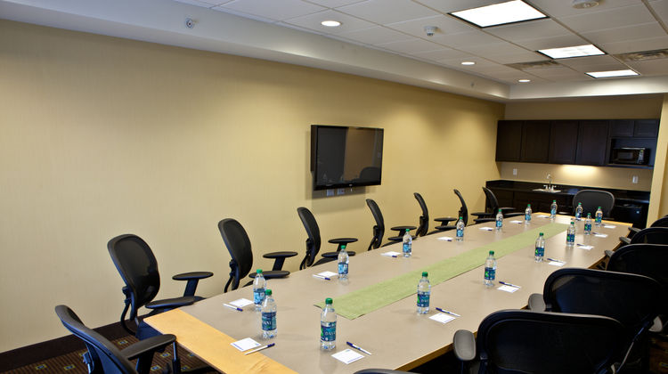 Holiday Inn Express Dimondale Meeting