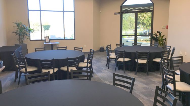 Holiday Inn Express & Suites Atascadero Meeting