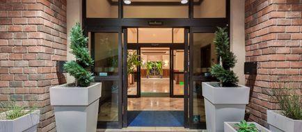 Holiday Inn Express & Suites Atascadero Exterior