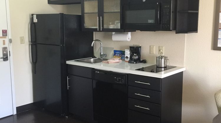 Candlewood Suites Woodward Room