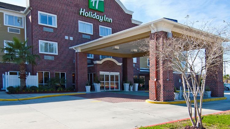 Holiday Inn Hotel & Suites Exterior
