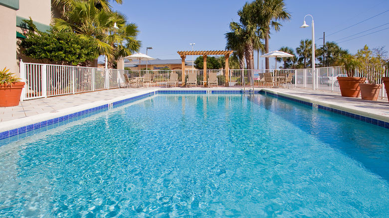 <b>Holiday Inn Express Pool</b>. Images powered by <a href="https://www.leonardoworldwide.com/" title="Leonardo Worldwide" target="_blank">Leonardo</a>.