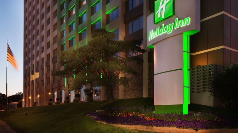 <b>Holiday Inn Des Moines-Downtown Exterior</b>. Images powered by <a href="https://www.leonardoworldwide.com/" title="Leonardo Worldwide" target="_blank">Leonardo</a>.