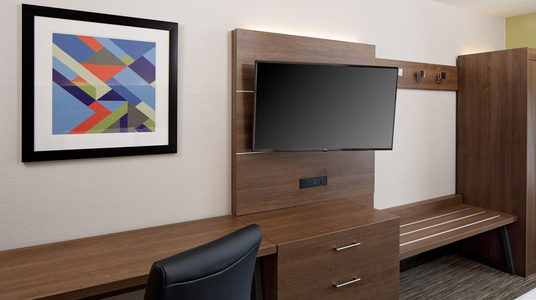 <b>Holiday Inn Express Room</b>. Images powered by <a href="https://www.leonardoworldwide.com/" title="Leonardo Worldwide" target="_blank">Leonardo</a>.