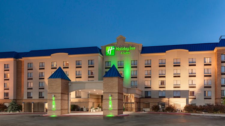 Holiday Inn & Suites Council Bluffs-I-29 Exterior