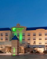 Holiday Inn & Suites Council Bluffs-I-29