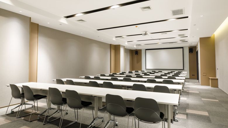 <b>Holiday Inn Express Harbin Qunli Meeting</b>. Images powered by <a href="https://www.leonardoworldwide.com/" title="Leonardo Worldwide" target="_blank">Leonardo</a>.