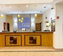 Holiday Inn Express Lobby