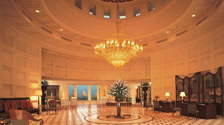 <b>The Oberoi Amarvilas Lobby</b>. Images powered by <a href="https://www.leonardoworldwide.com/" title="Leonardo Worldwide" target="_blank">Leonardo</a>.