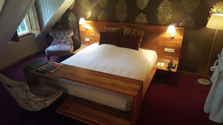<b>Landgoed Groot Warnsborn Room</b>. Images powered by <a href="https://www.leonardoworldwide.com/" title="Leonardo Worldwide" target="_blank">Leonardo</a>.